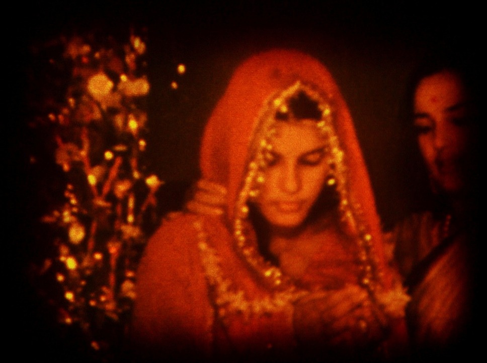 何も知らない夜 4枚目の写真・画像