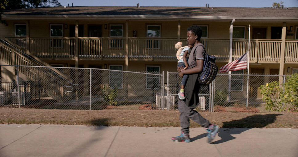 ライフ・アンド・ナッシング・モア 5枚目の写真・画像