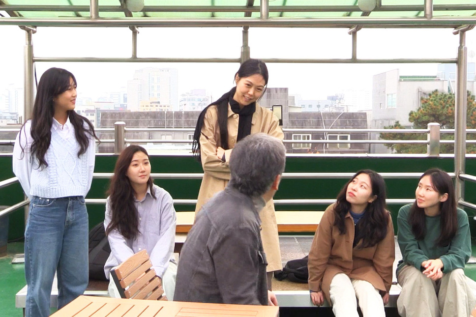 小川のほとりで 5枚目の写真・画像