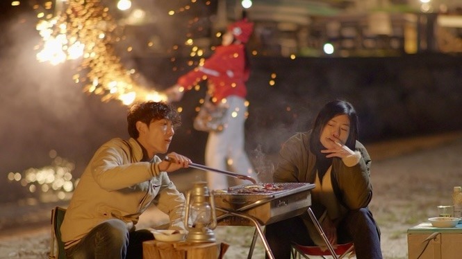 シケモクとクズと花火と 2枚目の写真・画像