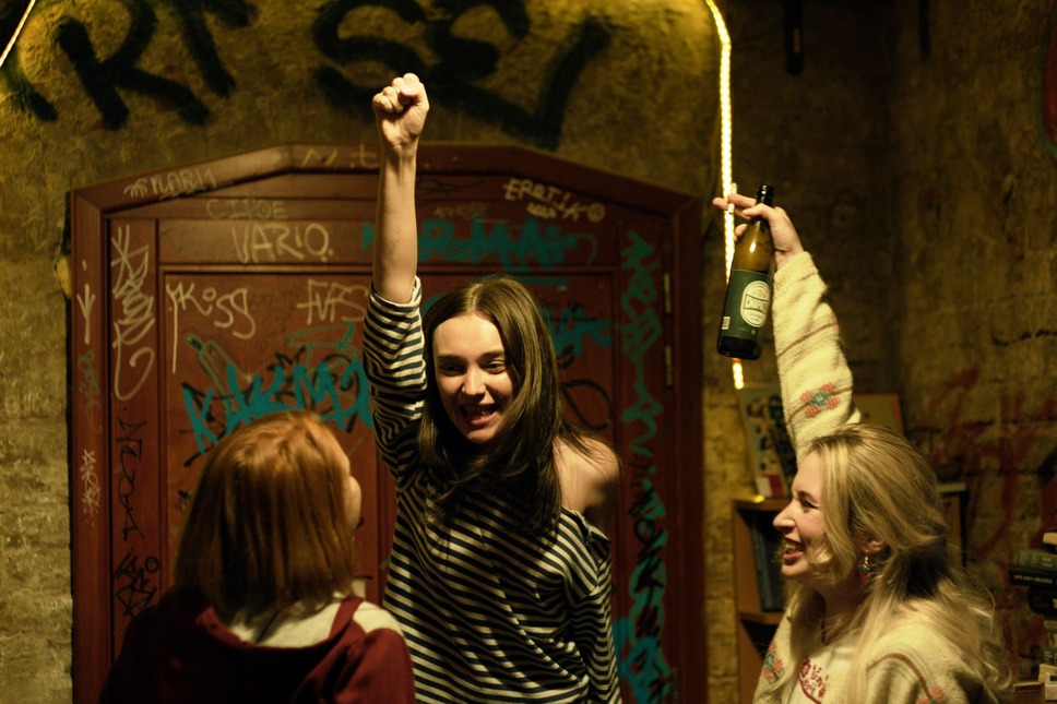 OXANA／裸の革命家・オクサナ 6枚目の写真・画像