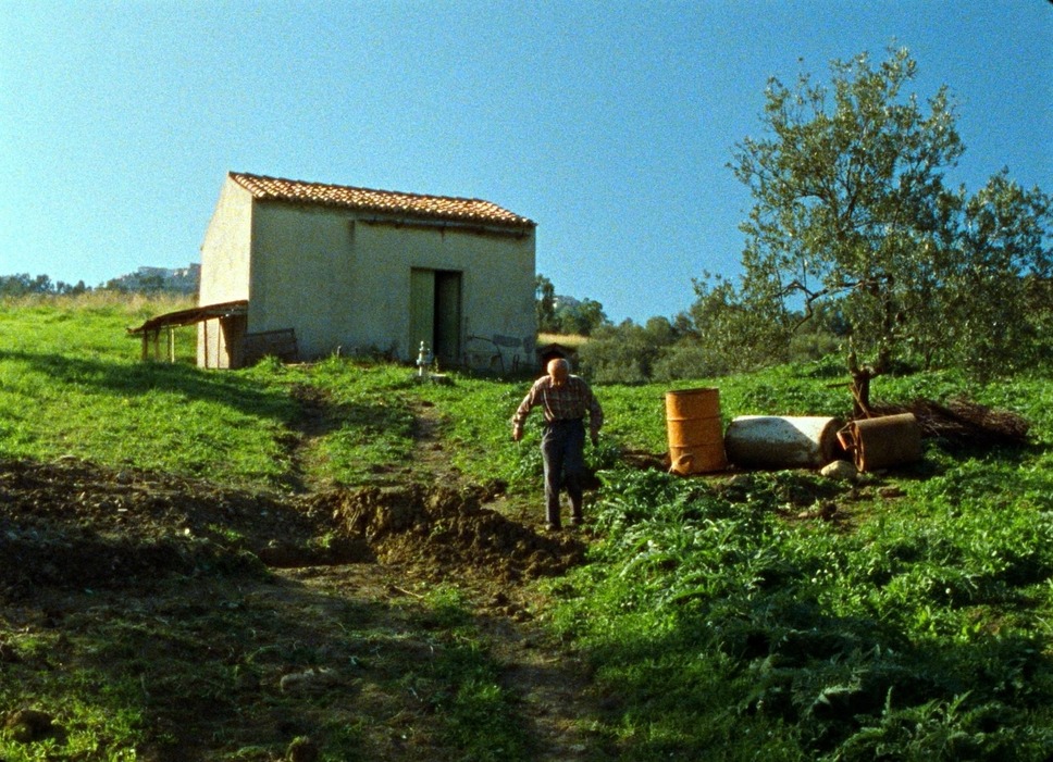 『おくりもの　4Kレストア版』(C) Santamira - Coop. CA.RI.NA.