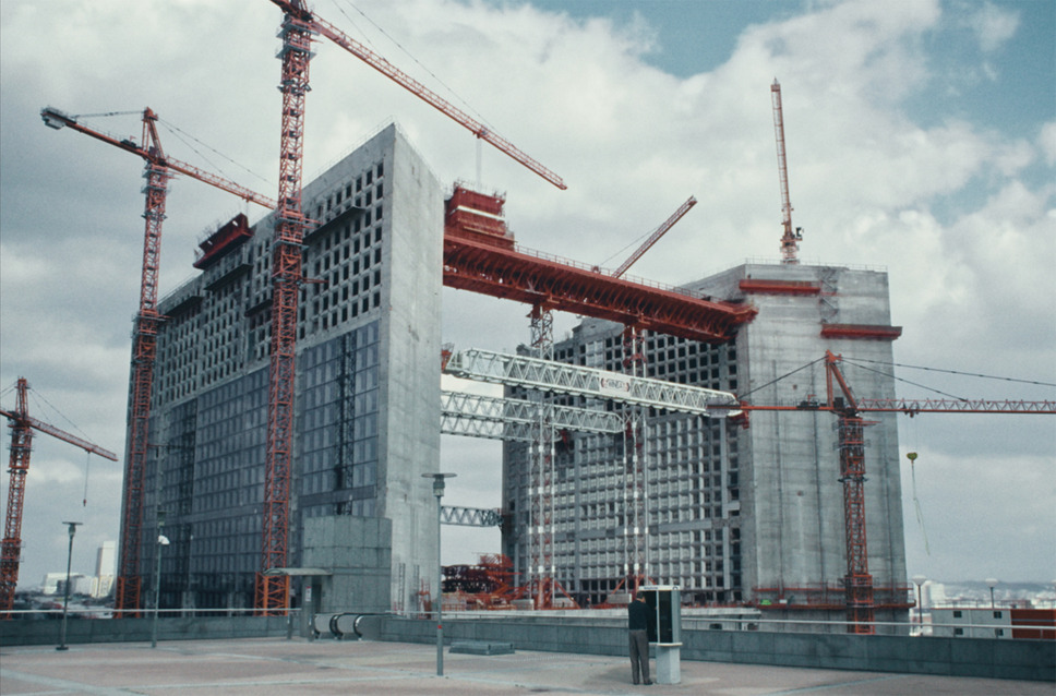 新凱旋門物語 9枚目の写真・画像