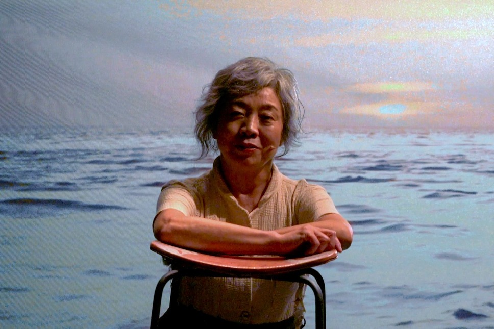 清掃する女 亡霊 3枚目の写真・画像