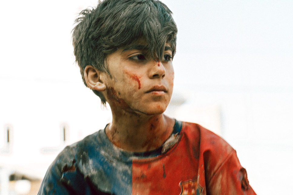 バグダッド・メッシ 片足のサッカー少年 6枚目の写真・画像
