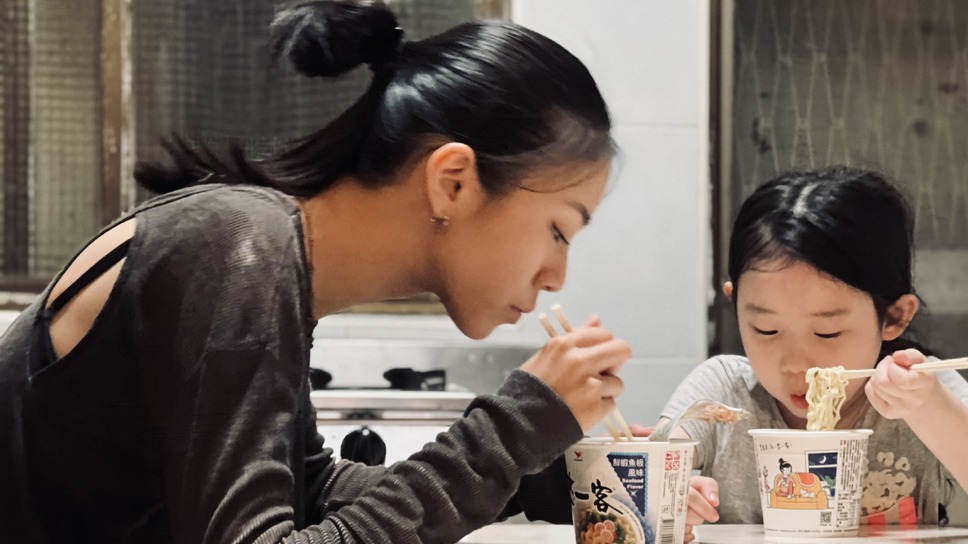 左利きの少女 9枚目の写真・画像