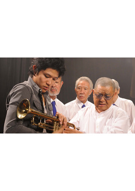 ふたたび　swing me again