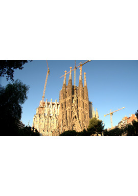 創造と神秘のサグラダ・ファミリア
