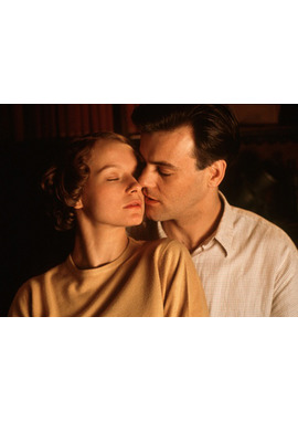 禁断のエヴァ(C)APOLLO