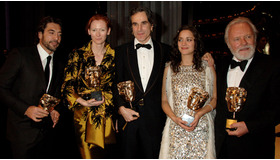 BAFTA受賞者の（左から）ハビエル・バルデム、ティルダ・スウィントン、ダニエル・デイ＝ルイス、マリオン・コティヤール、アンソニー・ホプキンス　-(C) Getty Images/AFLO