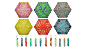 新作展示会「鈴木マサル傘展 -持ち歩くテキスタイル-」を5月8日（木）～18日（日）の期間、東京・表参道のスパイラルガーデンで開催になる。今年は待望の折りたたみ傘のラインナップも登場する。写真：折りたたみ傘のテキスタイル