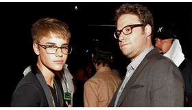 ジャスティン・ビーバー＆セス・ローゲン-(C) Getty Images