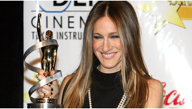 「ショウウエスト2008」でヴァンガード賞を受賞したサラ・ジェシカ・パーカー　-(C) Getty Images/AFLO