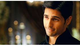 シド・マルホトラ『スチューデント・オブ・ザ・イヤー 狙え！No.1!!』-(C) 2012 EROS INTERNATIONAL MEDIA LIMITED