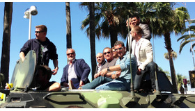 装甲車に乗って現れた、『エクスペンダブルズ3』キャストたち in 第67回カンヌ国際映画祭