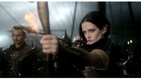 -(C) 2014 WARNER BROS.ENTERTAINMENT INC.