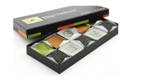 市川海老蔵＜干菓子＞2,000円(本体価格)／1箱　内容量：10個入り(抹茶2個・黒ゴマ3個・シナモン2個・柚子3個)