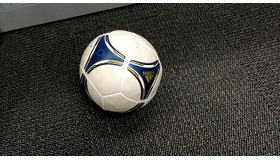 会社に転がっていたサッカーボール