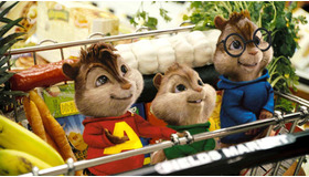 『アルビン／歌うシマリス3兄弟』 Alvin and the Chipmunks Characters TM & -(C) 2007 Bagdasarian Productions, LLC. All rights reserved. -(C) 2007 Twentieth Century Fox Film Corporation.  All rights reserved.