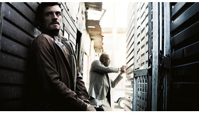 『ケープタウン』-（C)2013 ESKWAD-PATHE PRODUCTION-LOBSTER TREE-M6FILMS