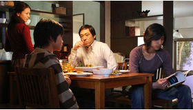 『トウキョウソナタ』 -(C) 2008 Fortissimo Films/「TOKYO SONATA」製作委員会