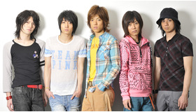 「ビヨンド・ザ・ブレイク」の主題歌を担当したKCB（左から：DAIKI、JAEHEE、YA-CHA、KATCHAN、TSUKASA）　photo：Yoshio Kumagai