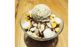 カフェベネのかき氷・パッピンス。小豆と白玉、ミルクの組み合わせが絶妙。