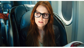 ジュリアン・ムーア／『フライト・ゲーム』　(C)2014 TF1 FILMS PRODUCTION S.A.S. - STUDIOCANAL S.A.　