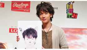 佐藤健／写真集「ALTERNATIVE」発売を記念トークイベント