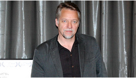 『いま ここにある風景』記者会見にて　写真家のエドワード・バーティンスキー