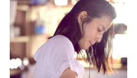 愛情注いで料理を作る、橋本愛／『リトル・フォレスト』-(C)リトル・フォレスト製作委員会