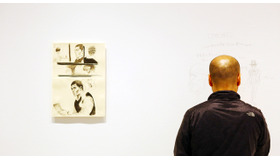 黙々と壁に向かう…井上雄彦／「特別展 ガウディ×井上雄彦 -シンクロする創造の源泉-」