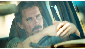 クリスチャン・ベイル／『ファーナス／訣別の朝』　-（C）2013 Furnace Films, LLC All Rights Reserved