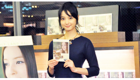 「GirlsAward 2014」を終え駆け付けた、佐々木希／ドキュメンタリーDVD「佐々木希 神々の楽園バリ島 ～バリ舞踊の神髄にふれる～」発売記念トークイベント