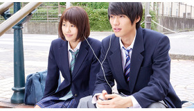 有村架純＆福士蒼汰『ストロボ・エッジ』-(C) 2015映画「ストロボ･エッジ」製作委員会　(C)咲坂伊緒／集英社