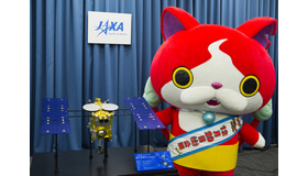 「はやぶさ2」模型とジバニャン