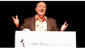 新作を解説するディズニーのジョン・ラセター氏