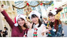 那波（右）＆中村裕香里（中央）／「ディズニー・クリスマス」 in 東京ディズニーランド