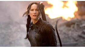 『ハンガー・ゲーム：モッキングジェイPart1』（原題）　TM&(C)2014 LIONS GATE FILMS INC.ALL RIGHTS RESERVED.