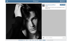 サンローランのモデルに起用されたディラン・ブロスナン／ピアース・ブロスナンのインスタグラムより