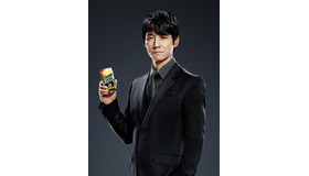 西島秀俊／「－196゜C ストロングゼロ〈ダブルレモン〉」新イメージキャラクター