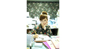 カメオ出演を果たしている原作者・東村アキコ／『海月姫』-(C) 2014映画『海月姫』製作委員会　 -(C) 東村アキコ／講談社