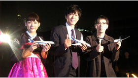 （左から）チマチョゴリ姿がかわいい綾瀬はるか、田辺誠一、矢口監督が舞台挨拶　photo：Ayako Ishizu