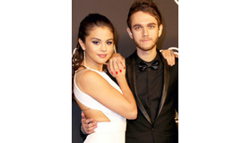 セレーナ・ゴメスとDJ・Zedd／(C) Getty Images