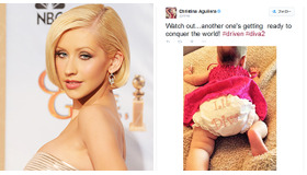 クリスティーナ・アギレラ-(C) Getty Images／愛娘公開（クリスティーナ・アギレラのTwitterより）