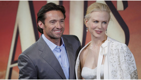 『オーストラリア』プレミアに出席したヒュー・ジャックマンとニコール・キッドマン。　-(C) Reuters/AFLO
