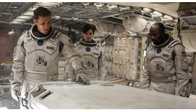 『インターステラー』-(C) 2014 Warner Bros. Entertainment, Inc. and Paramount Pictures. All Rights Reserved.