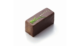 フランス菓子の名店「ルコント」から、5月1日の「すずらんの日」にちなんだお菓子「ガトーミュゲ」が新登場。表面に可憐なすずらんの花をあしらった。