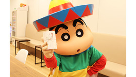 クレヨンしんちゃん 引越しの挨拶そっちのけで女性に囲まれノリノリ Cinemacafe Net