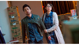 「REPLAY＆DESTROY」（Ｃ）2015「REPLAY＆DESTROY」製作委員会・MBS